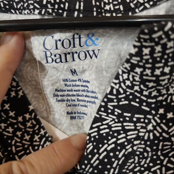 Patterned top - Picture 2 of 3